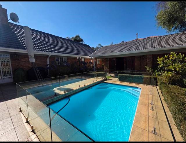4 BEDROOM HOUSE FOR SALE IN SUNWARD PARK